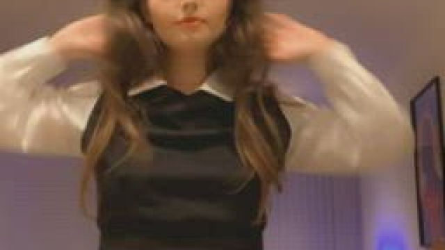 Im the biggest slut in school :)