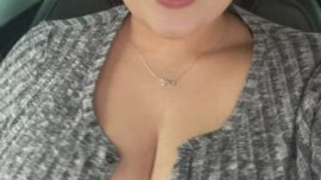 I thought you might like my car titty flash - [GIF] version :p