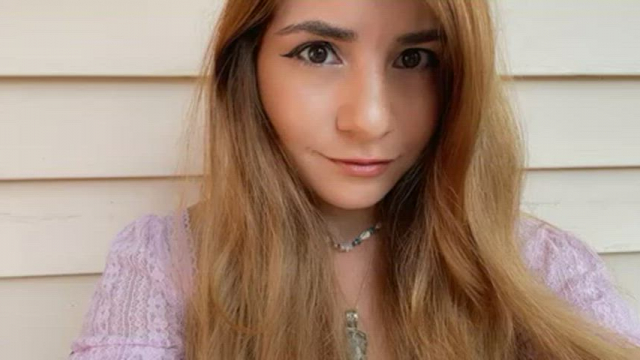 5ft and no panties :)