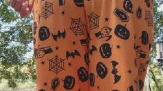 This milf is ready for Halloween (f) 40