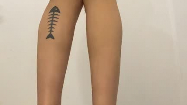 I'll need someong catch my heels, fuck my ass. Who's there?