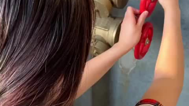 You need any leaky pipes fixed