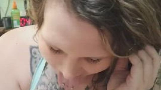 Love tasting that warm cum