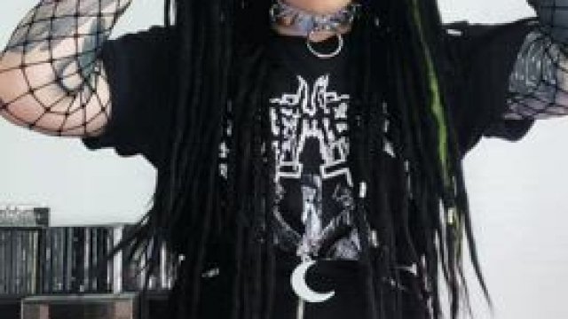 I love when I know you're getting hard for me