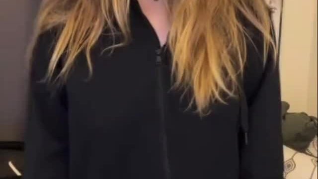 the boobs bounce when i bounce !