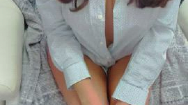 You can see why Natural Tits Bounce better...