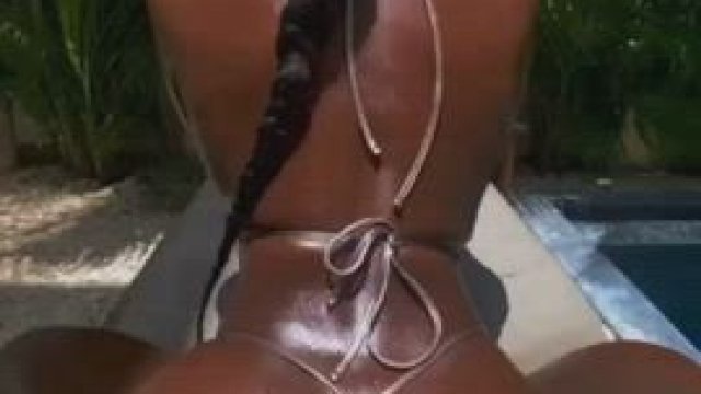 How quickly would you bust if she was riding you?