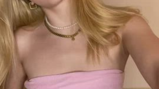 are small boobs attractive