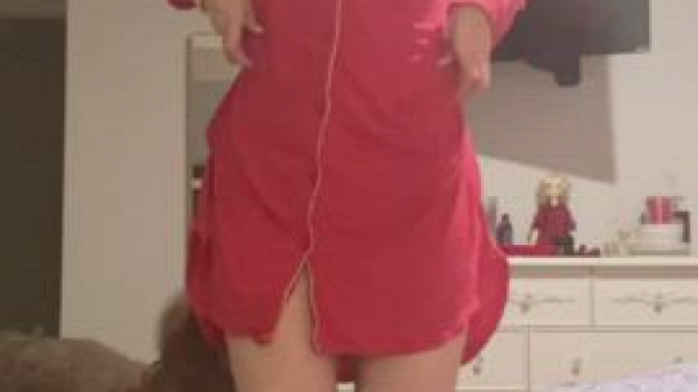 I may be small, but my ass is round