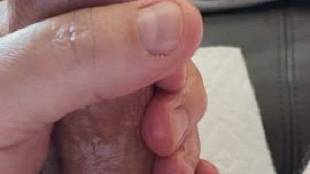 Lunchtime cum and play.