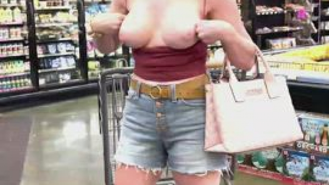 Always on the hunt for the biggest one I can find [GIF]