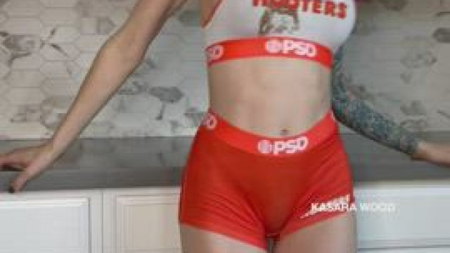 watch me spread my little cheeks for you