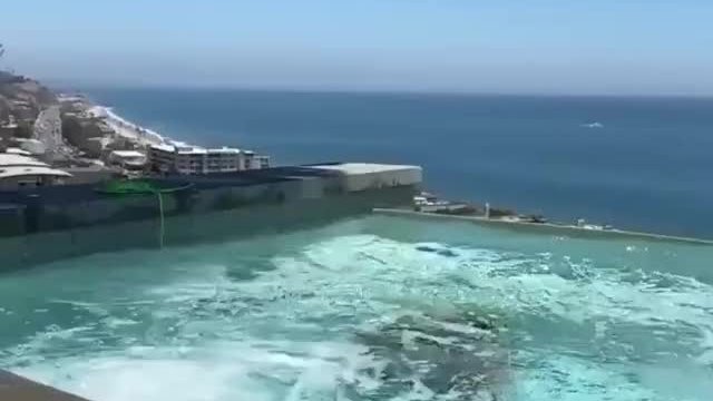 [Gabbie Carter, 20] - Bae Watch