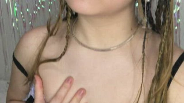 Hope this lovely & horny Asian woman (me) makes your wand feel magical