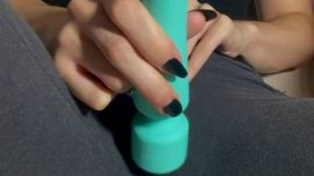 Squirting in my tight, grey leggings