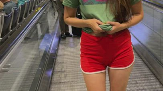 Airport play is my favorite [GIF]