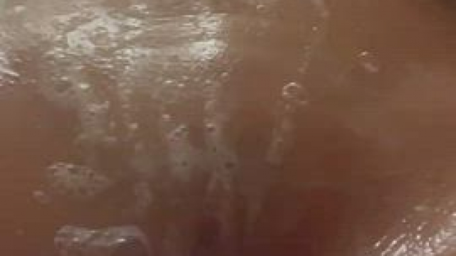 Nochmal kurz duschen bevor er nach Hause kommt