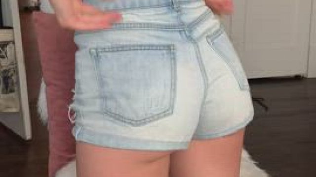 Does it look lovely bent over for you?