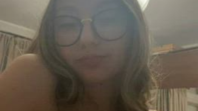 Sending messages to whoever watches this instantly