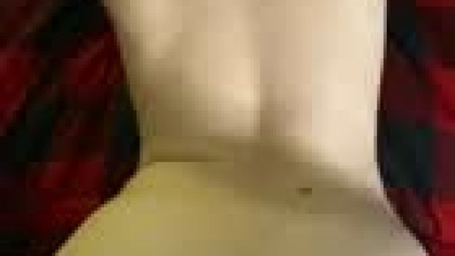 106lbs with a big fat butt