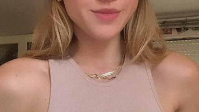 A Gif with Glitter and About to Have Lunch