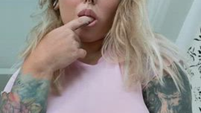 Just a big mommy who wants to be in your bed!