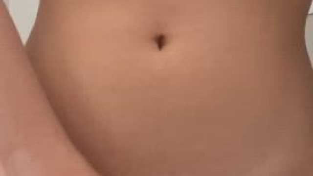 Got horny imagining someone fucking me in that plane so I started rubbing