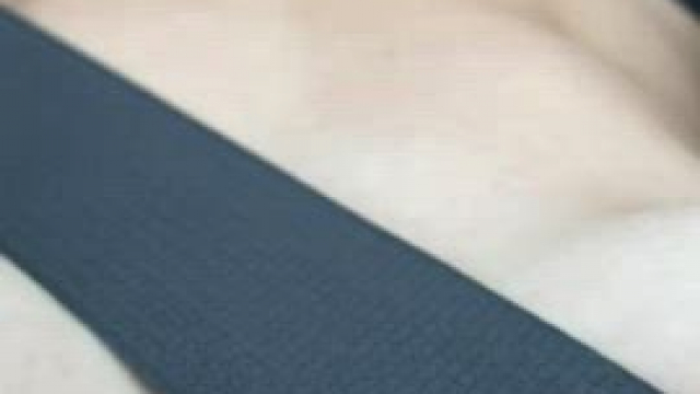 I know I can be a distracting passenger, Keep your eyes on the road! [gif]