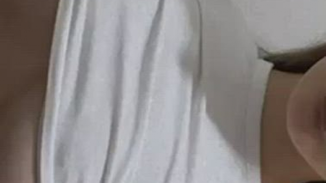 Hello.. this my first tittdydrop ever hihi.. i know its a shame can somebody giv