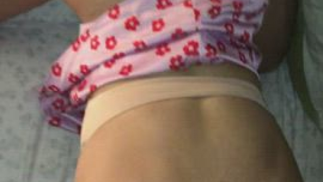 Sucking her bfs penis while imagining being fucked by her professor