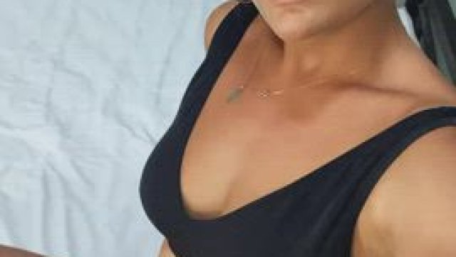 Would you give me a morning fuck right now ?