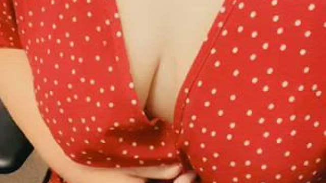 This slutty office MILF wore this dress again because I love that it’s revealing