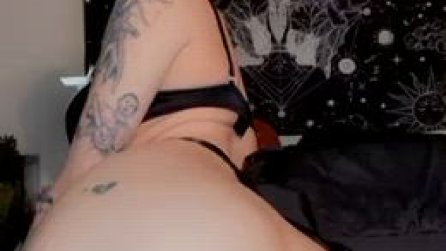 I’m bad with captions, so here’s my tight holes