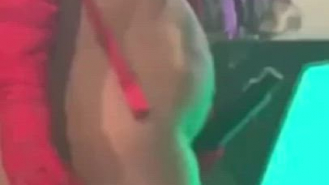 Doja Cats perfect juicy ass