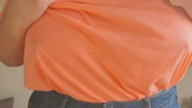 I want you to cum all over mi titties