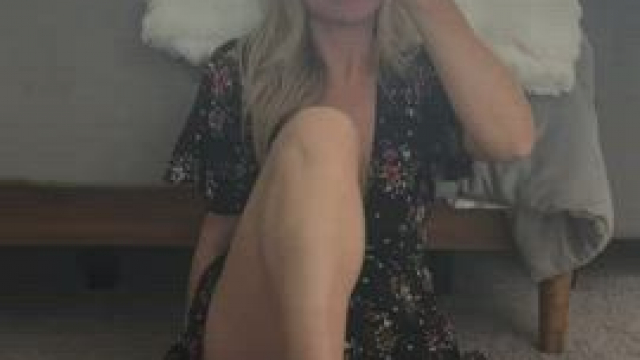 Pussy selfies are always a great idea…