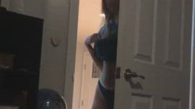 any clue who this is? seen her on here a few times but can't find more content ?