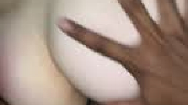 Love watching Jadeās ass move. ;)