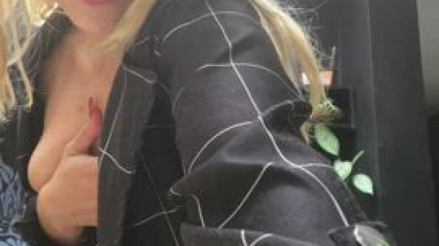 I’m a little attention girl who loves being a lady :)