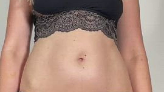 If you like married mombods and hairy pussies, I’m your girl