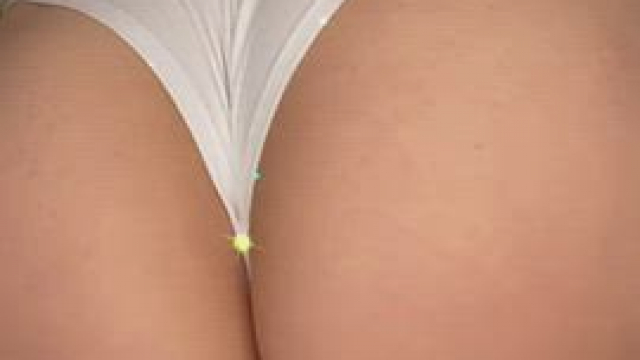 Asian babe's got a lovely big ass!