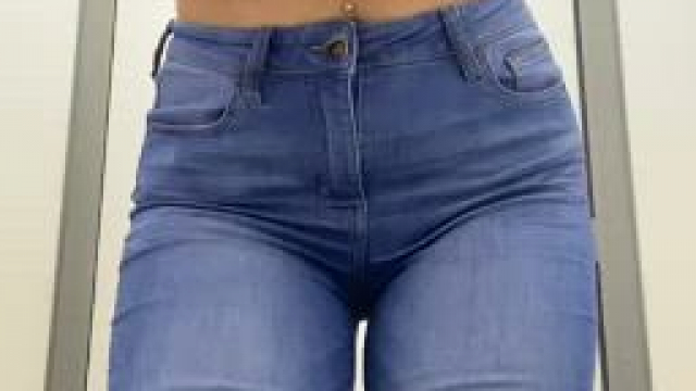 Couldn’t resist stripping for Reddit on my last shopping trip