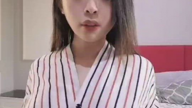 Am I huge enough for you to handle?