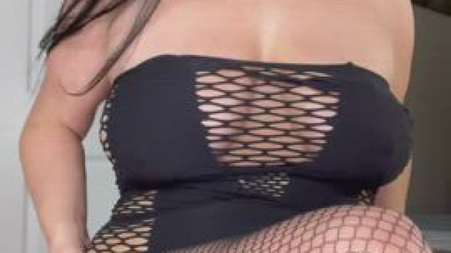 This mom to 3 loves being on top