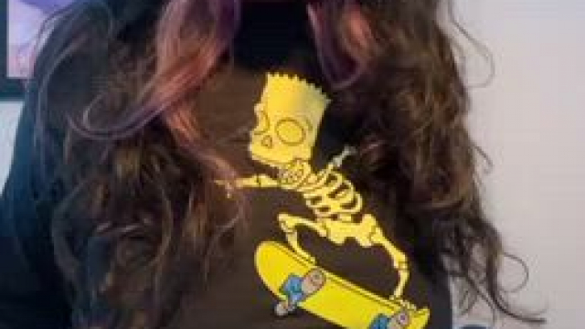 If you see this… I’m your new caramel Goth gf