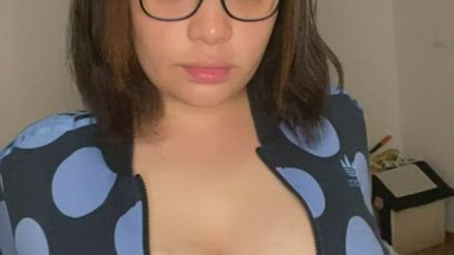 I wanna fuck a random redditor. Any takers?