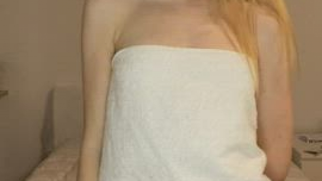 Does my 19 year old body make you hard?