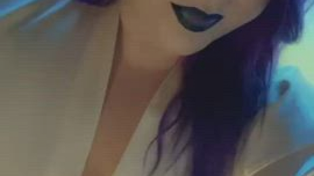 It's my birthday. Unwrap me like a present. Eat me like cake.