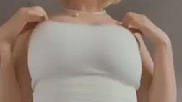 help i can‘t stop shaking them [gif]