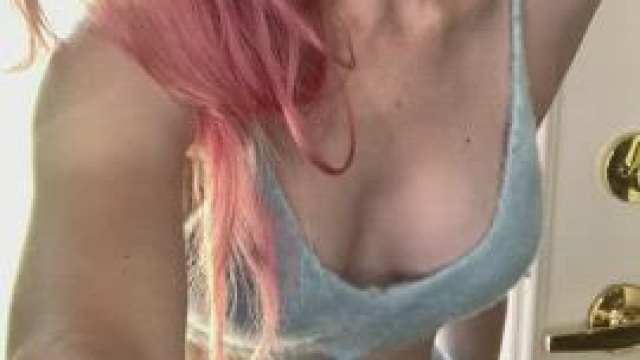 5’0 and nearly guaranteed to make your dick look big